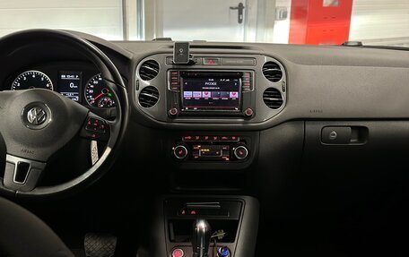 Volkswagen Tiguan I, 2013 год, 1 850 000 рублей, 10 фотография