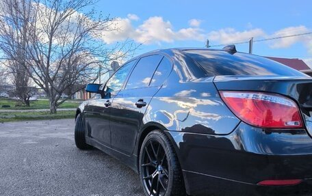 BMW 5 серия, 2004 год, 1 100 000 рублей, 6 фотография