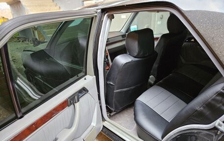 Mercedes-Benz E-Класс, 1992 год, 450 000 рублей, 8 фотография