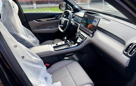 Geely Atlas, 2025 год, 3 050 000 рублей, 11 фотография