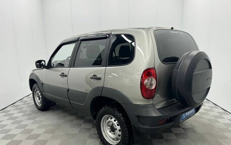 Chevrolet Niva I рестайлинг, 2015 год, 620 000 рублей, 6 фотография