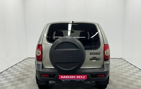 Chevrolet Niva I рестайлинг, 2015 год, 620 000 рублей, 5 фотография