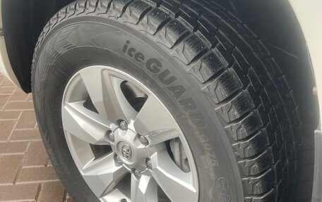 Toyota Land Cruiser Prado 150 рестайлинг 2, 2019 год, 4 350 000 рублей, 12 фотография