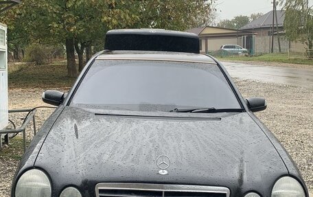 Mercedes-Benz E-Класс, 2001 год, 750 000 рублей, 5 фотография