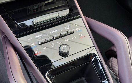 Porsche Cayenne III, 2025 год, 19 190 000 рублей, 19 фотография