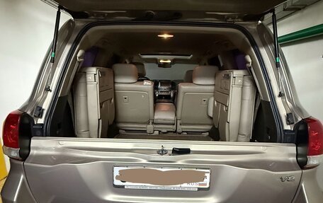 Toyota Land Cruiser 200, 2008 год, 2 490 000 рублей, 8 фотография