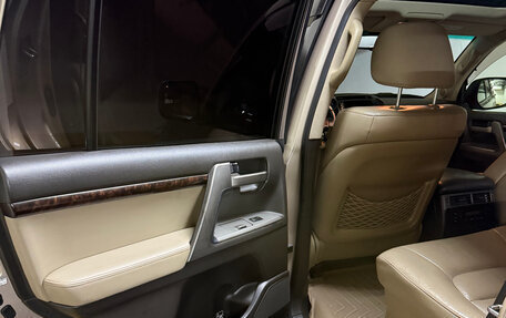 Toyota Land Cruiser 200, 2008 год, 2 490 000 рублей, 9 фотография