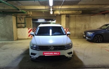 Volkswagen Tiguan II, 2017 год, 2 095 000 рублей, 6 фотография