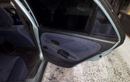 Mitsubishi Carisma I, 2002 год, 270 000 рублей, 13 фотография