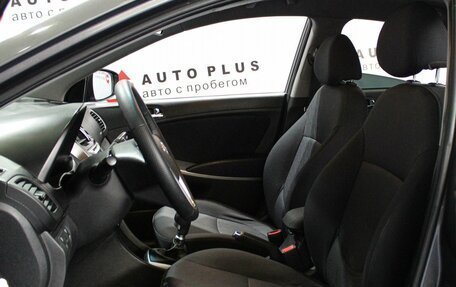 Hyundai Solaris II рестайлинг, 2013 год, 939 000 рублей, 8 фотография