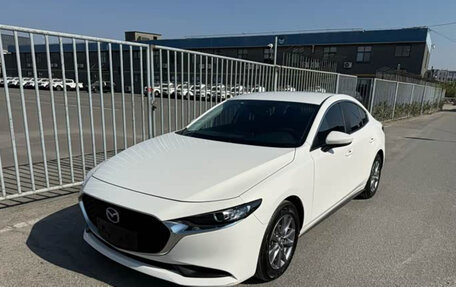 Mazda 3, 2022 год, 1 400 000 рублей, 3 фотография