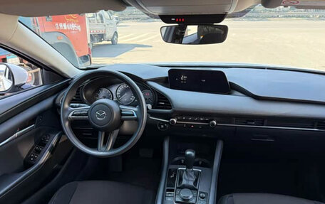 Mazda 3, 2022 год, 1 400 000 рублей, 7 фотография