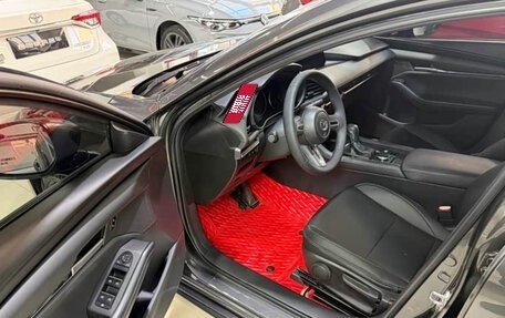 Mazda 3, 2022 год, 1 380 000 рублей, 10 фотография