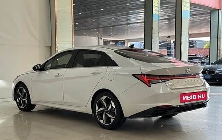 Hyundai Elantra, 2022 год, 1 440 000 рублей, 5 фотография