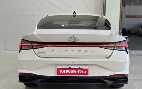 Hyundai Elantra, 2022 год, 1 440 000 рублей, 6 фотография