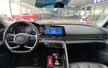 Hyundai Elantra, 2022 год, 1 440 000 рублей, 8 фотография