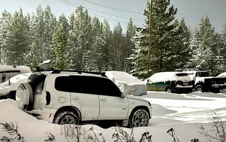 Chevrolet Niva I рестайлинг, 2013 год, 750 000 рублей, 2 фотография