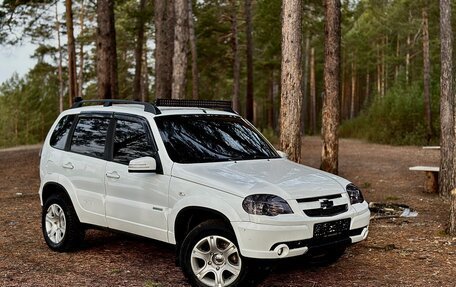 Chevrolet Niva I рестайлинг, 2013 год, 750 000 рублей, 7 фотография