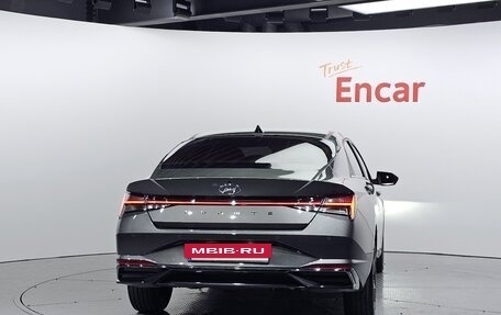 Hyundai Avante, 2022 год, 1 600 000 рублей, 4 фотография