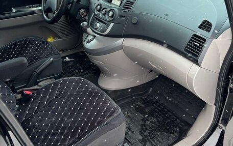 Mitsubishi Grandis, 2007 год, 1 100 000 рублей, 20 фотография