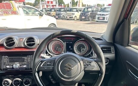 Suzuki Swift V, 2022 год, 1 050 000 рублей, 12 фотография