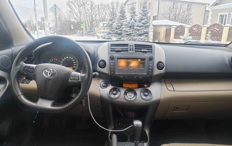 Toyota RAV4, 2011 год, 1 600 000 рублей, 6 фотография