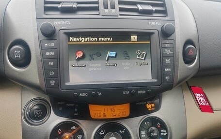 Toyota RAV4, 2011 год, 1 600 000 рублей, 2 фотография