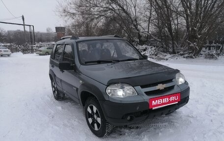 Chevrolet Niva I рестайлинг, 2011 год, 540 000 рублей, 3 фотография