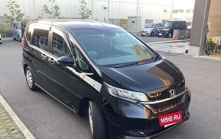 Honda Freed II, 2022 год, 1 650 000 рублей, 2 фотография