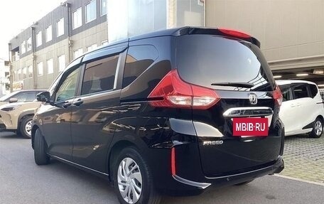 Honda Freed II, 2022 год, 1 650 000 рублей, 7 фотография