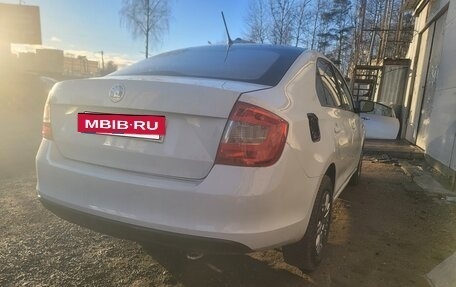 Skoda Rapid I, 2014 год, 420 000 рублей, 4 фотография