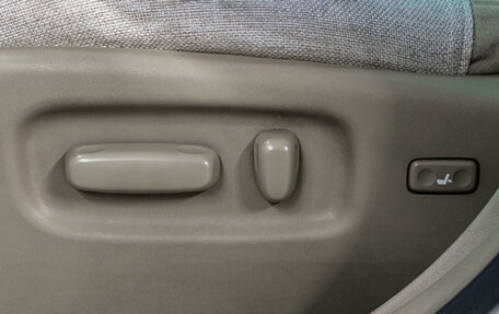 Toyota Highlander III, 2011 год, 1 930 000 рублей, 14 фотография