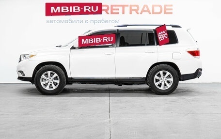 Toyota Highlander III, 2011 год, 1 930 000 рублей, 9 фотография