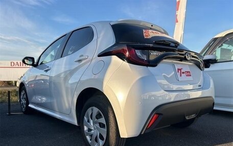 Toyota Yaris, 2022 год, 6 фотография