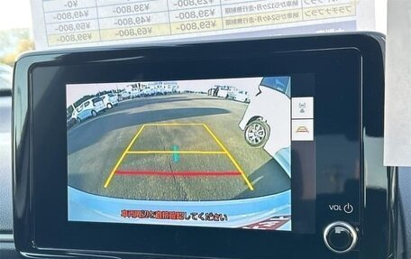 Toyota Yaris, 2022 год, 11 фотография