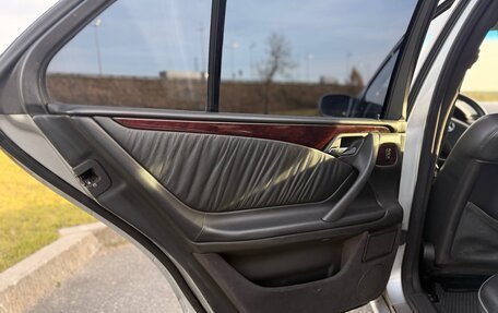 Mercedes-Benz E-Класс, 2000 год, 490 000 рублей, 12 фотография