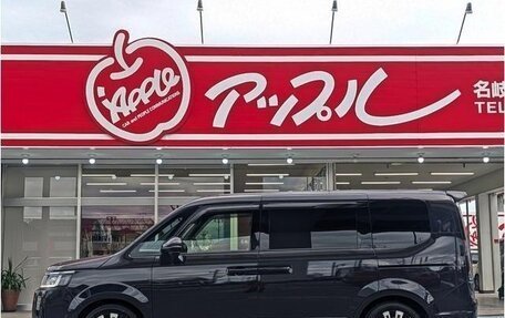 Honda Stepwgn, 2022 год, 2 360 000 рублей, 5 фотография