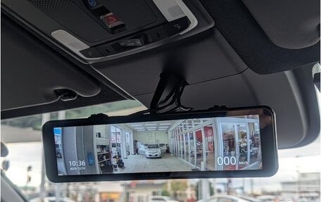 Honda Stepwgn, 2022 год, 2 360 000 рублей, 16 фотография