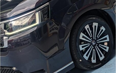 Honda Stepwgn, 2022 год, 2 360 000 рублей, 8 фотография