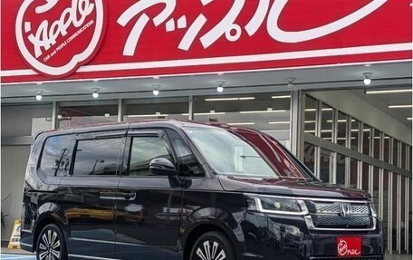 Honda Stepwgn, 2022 год, 2 360 000 рублей, 4 фотография