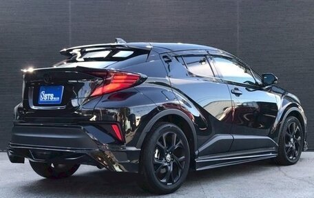 Toyota C-HR I рестайлинг, 2023 год, 2 160 000 рублей, 6 фотография