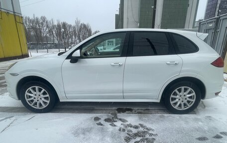 Porsche Cayenne III, 2012 год, 2 000 000 рублей, 3 фотография