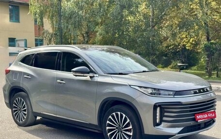 CheryExeed TXL, 2023 год, 2 450 000 рублей, 3 фотография