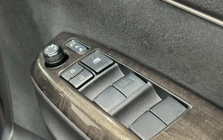 Toyota Yaris, 2022 год, 1 460 000 рублей, 13 фотография