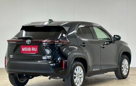 Toyota Yaris, 2022 год, 1 460 000 рублей, 11 фотография