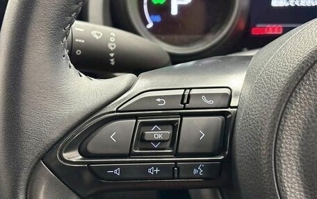 Toyota Yaris, 2022 год, 1 460 000 рублей, 25 фотография