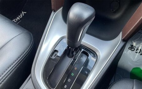 Toyota Yaris Cross, 2022 год, 1 810 000 рублей, 12 фотография