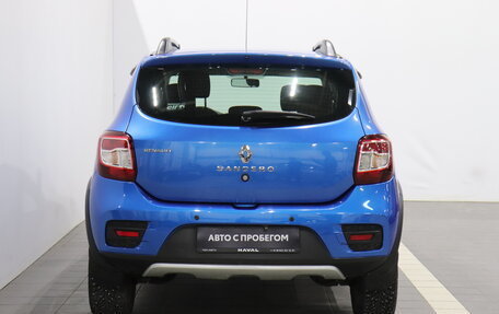 Renault Sandero II рестайлинг, 2015 год, 871 000 рублей, 3 фотография