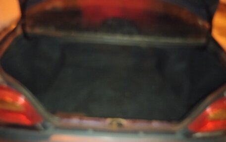 Toyota Avensis III рестайлинг, 2001 год, 285 000 рублей, 12 фотография