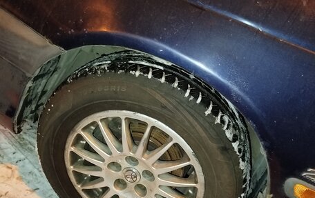 Toyota Avensis III рестайлинг, 2001 год, 285 000 рублей, 13 фотография